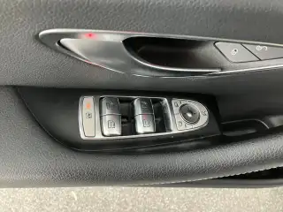 Vehicle image thumbnail, number 5