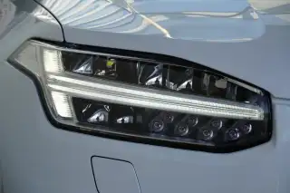 Vehicle image thumbnail, number 5