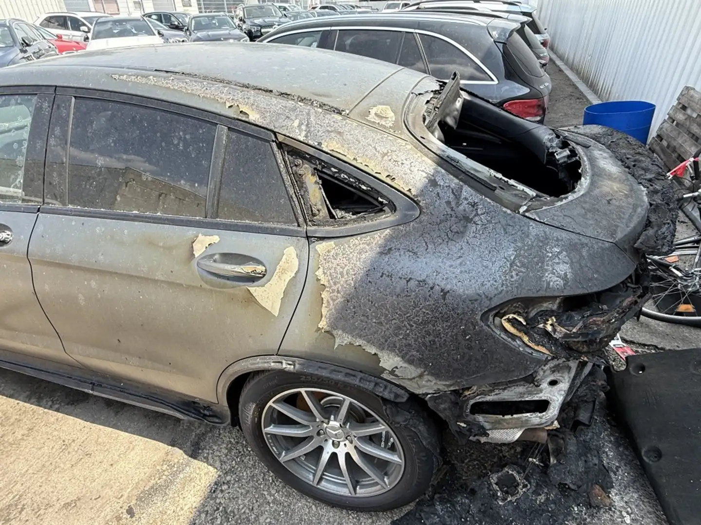 Vehicle image, number 9