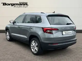 Vehicle image thumbnail, number 6
