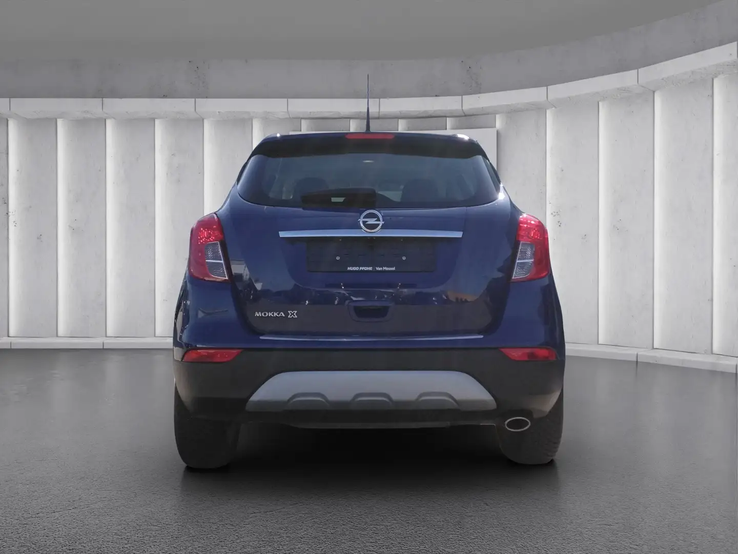 Vehicle image, number 5