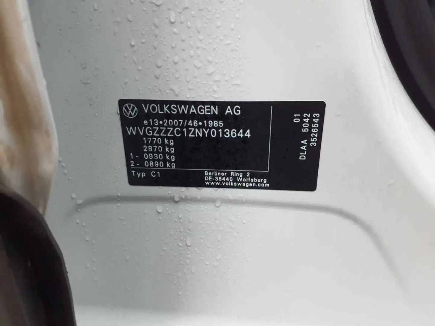 Vehicle image, number 12
