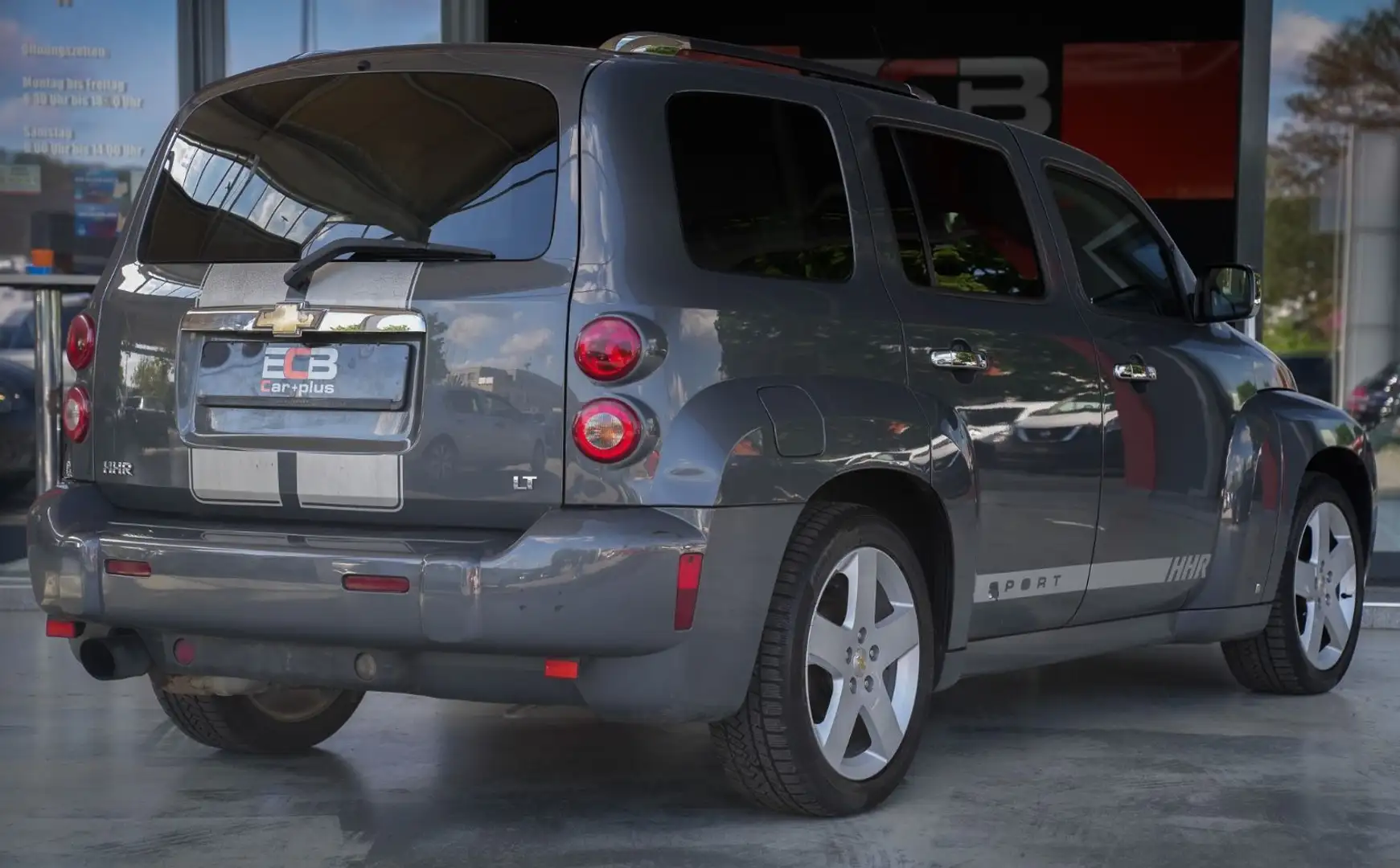 Vehicle image, number 5
