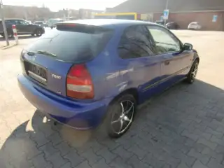 Vehicle image thumbnail, number 3