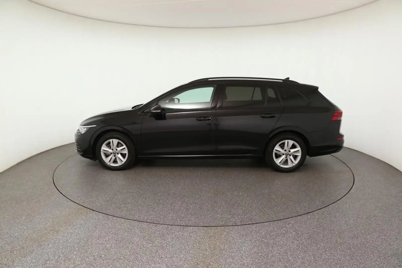 Vehicle image, number 6