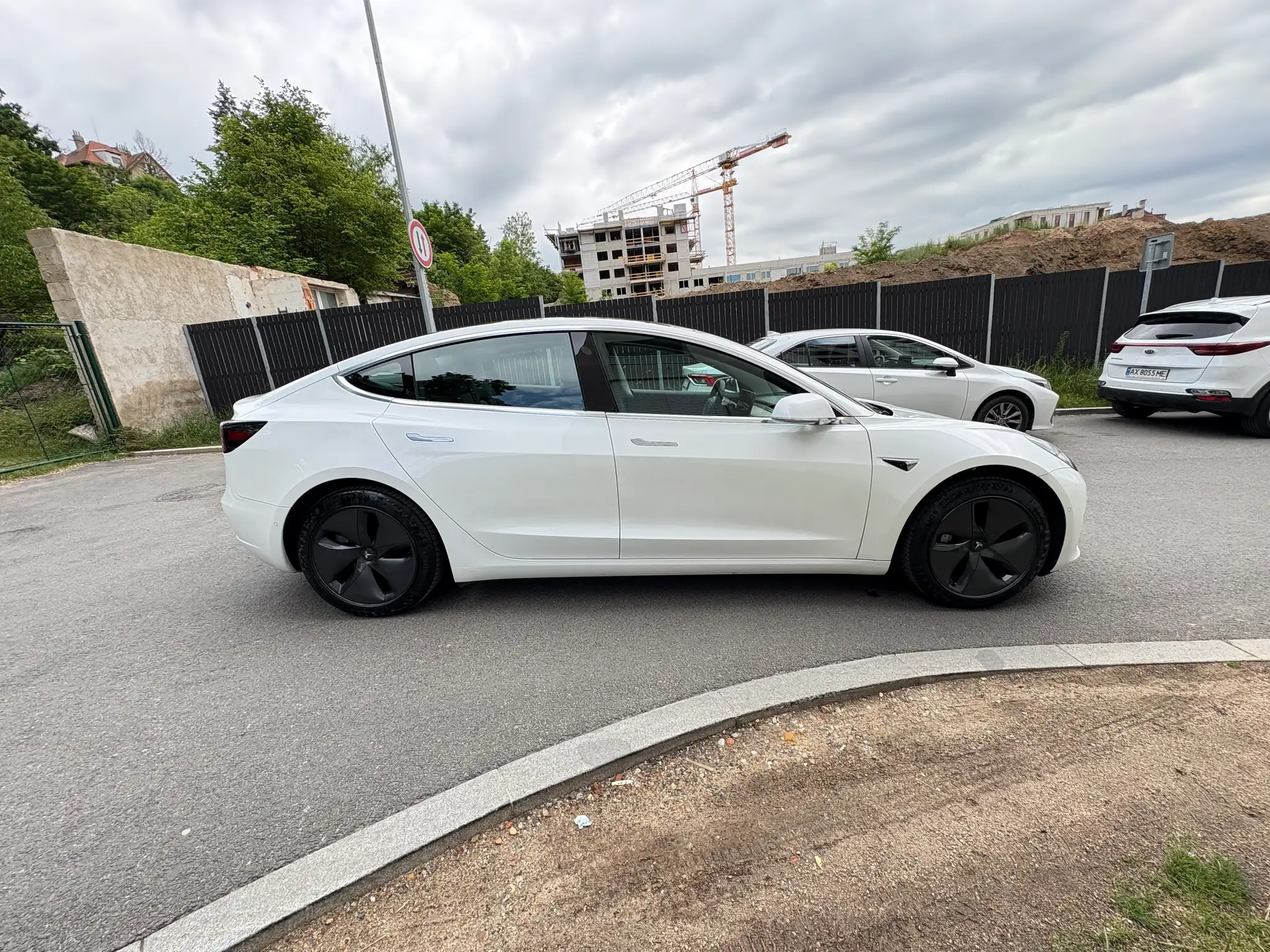 Vehicle image, number 2