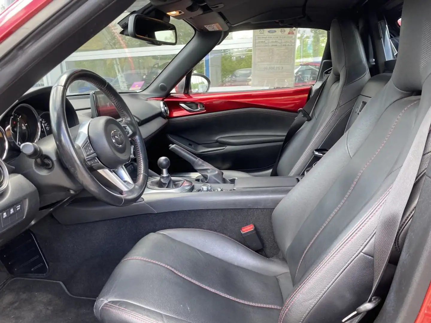 Vehicle image, number 8