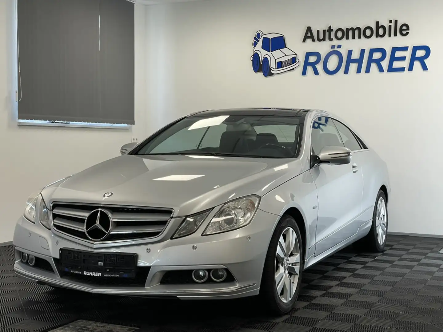 Vehicle image, number 1