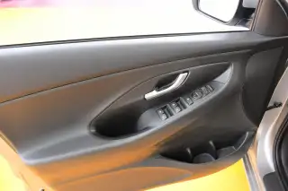 Vehicle image thumbnail, number 20