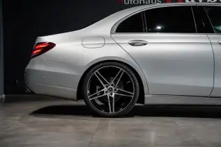 Vehicle image thumbnail, number 5