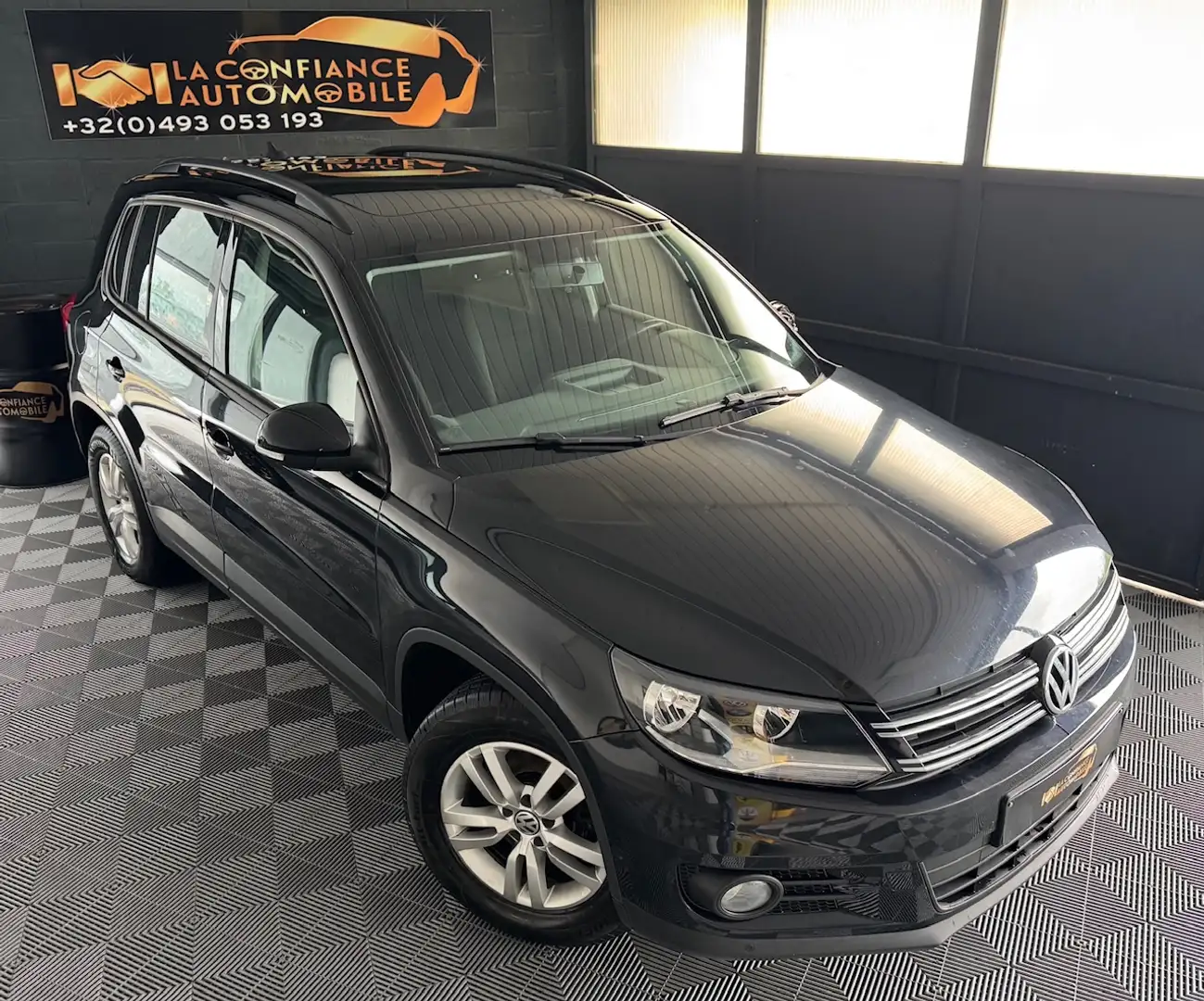 Vehicle image, number 1