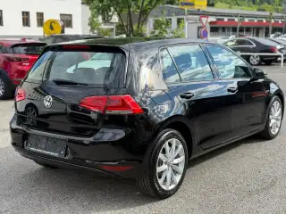 Vehicle image thumbnail, number 7