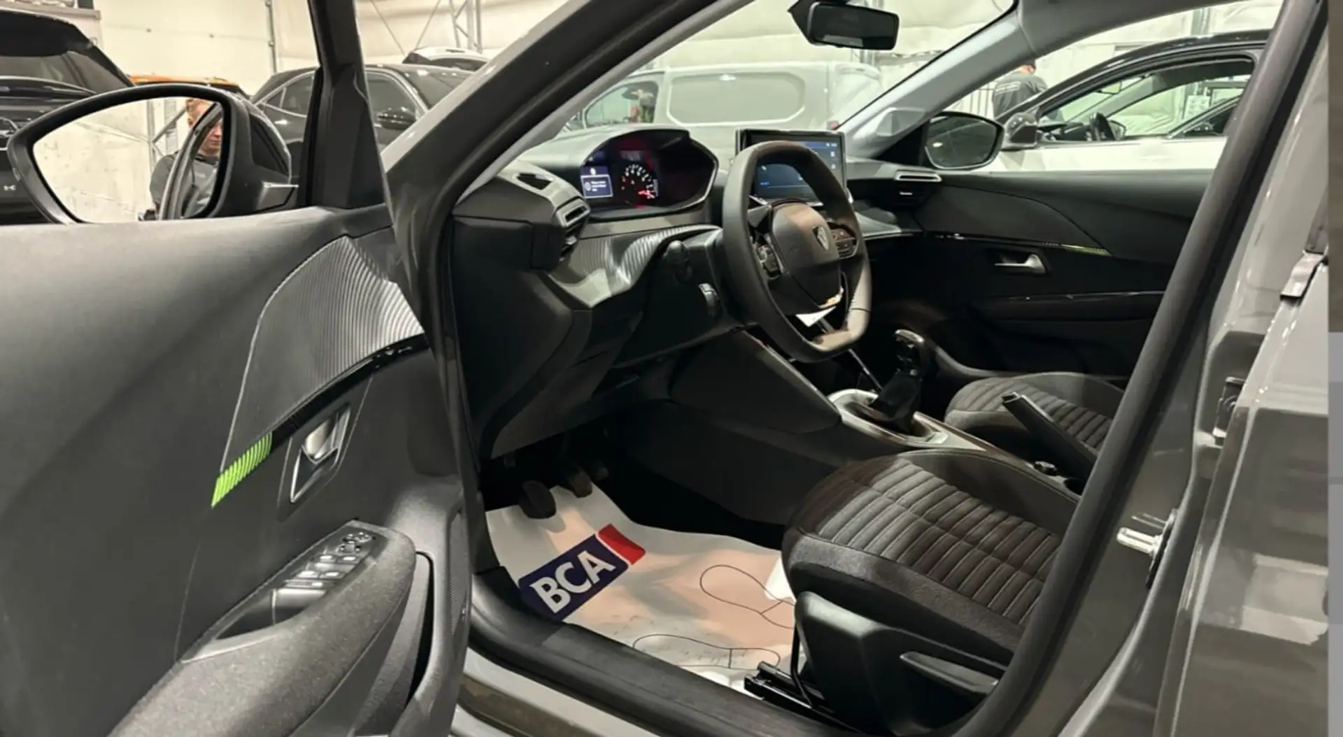 Vehicle image, number 5