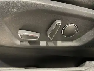 Vehicle image thumbnail, number 9