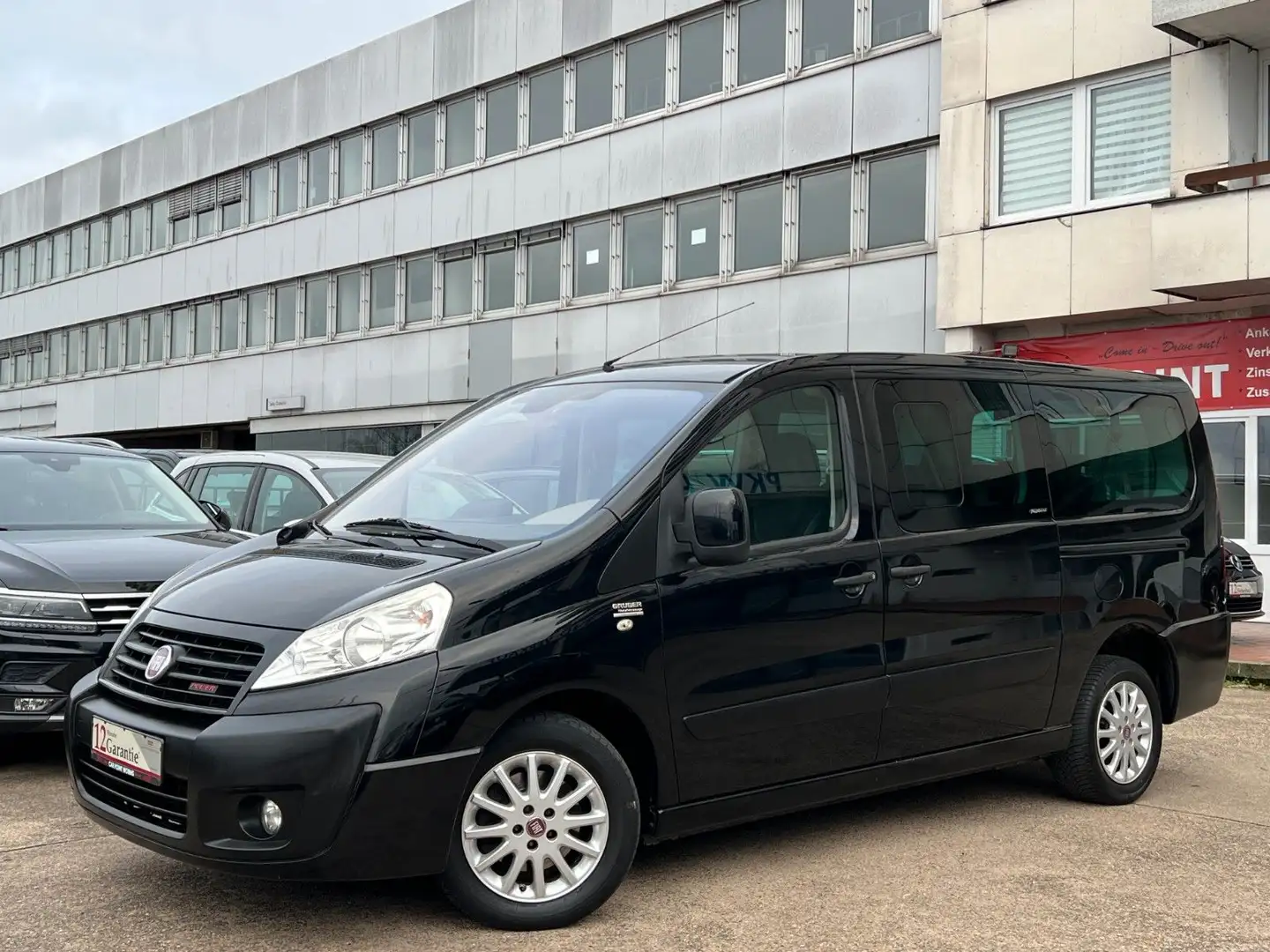 Vehicle image, number 18