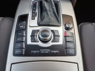 Vehicle image thumbnail, number 9