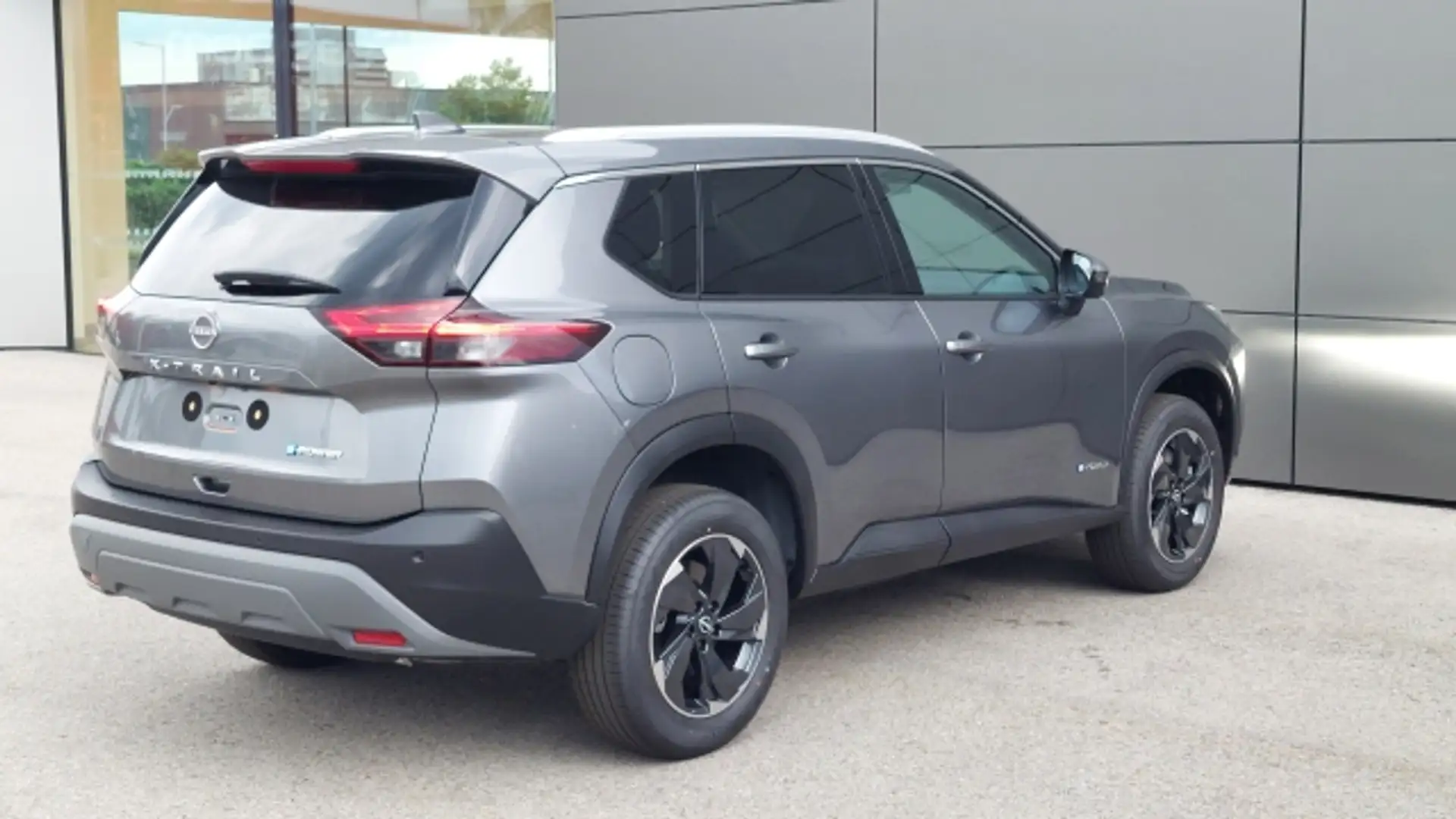 Vehicle image, number 4