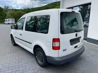 Vehicle image thumbnail, number 4