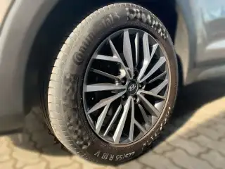 Vehicle image thumbnail, number 9