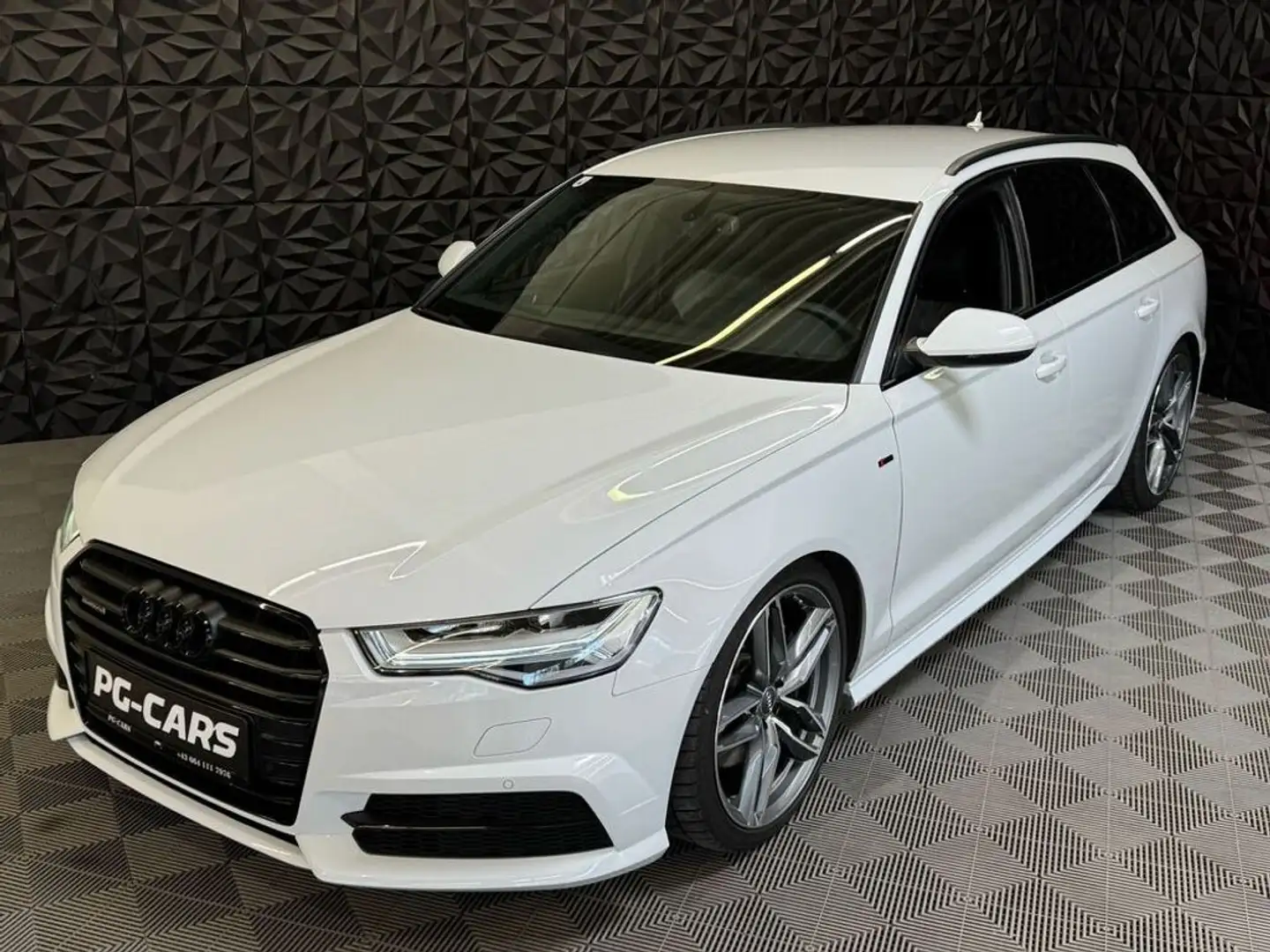 Vehicle image, number 2