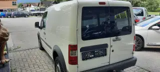 Vehicle image thumbnail, number 3