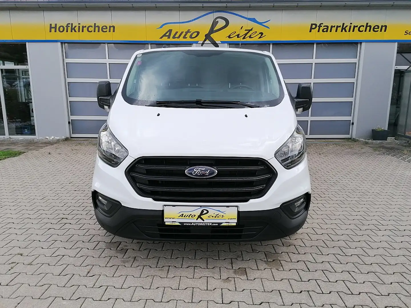 Vehicle image, number 7