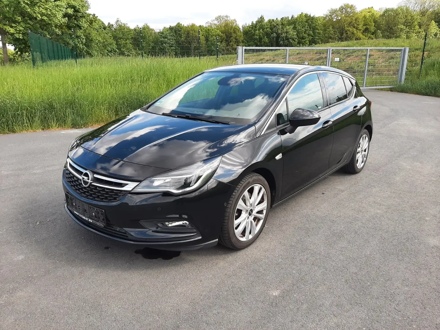 Vehicle image, number 1