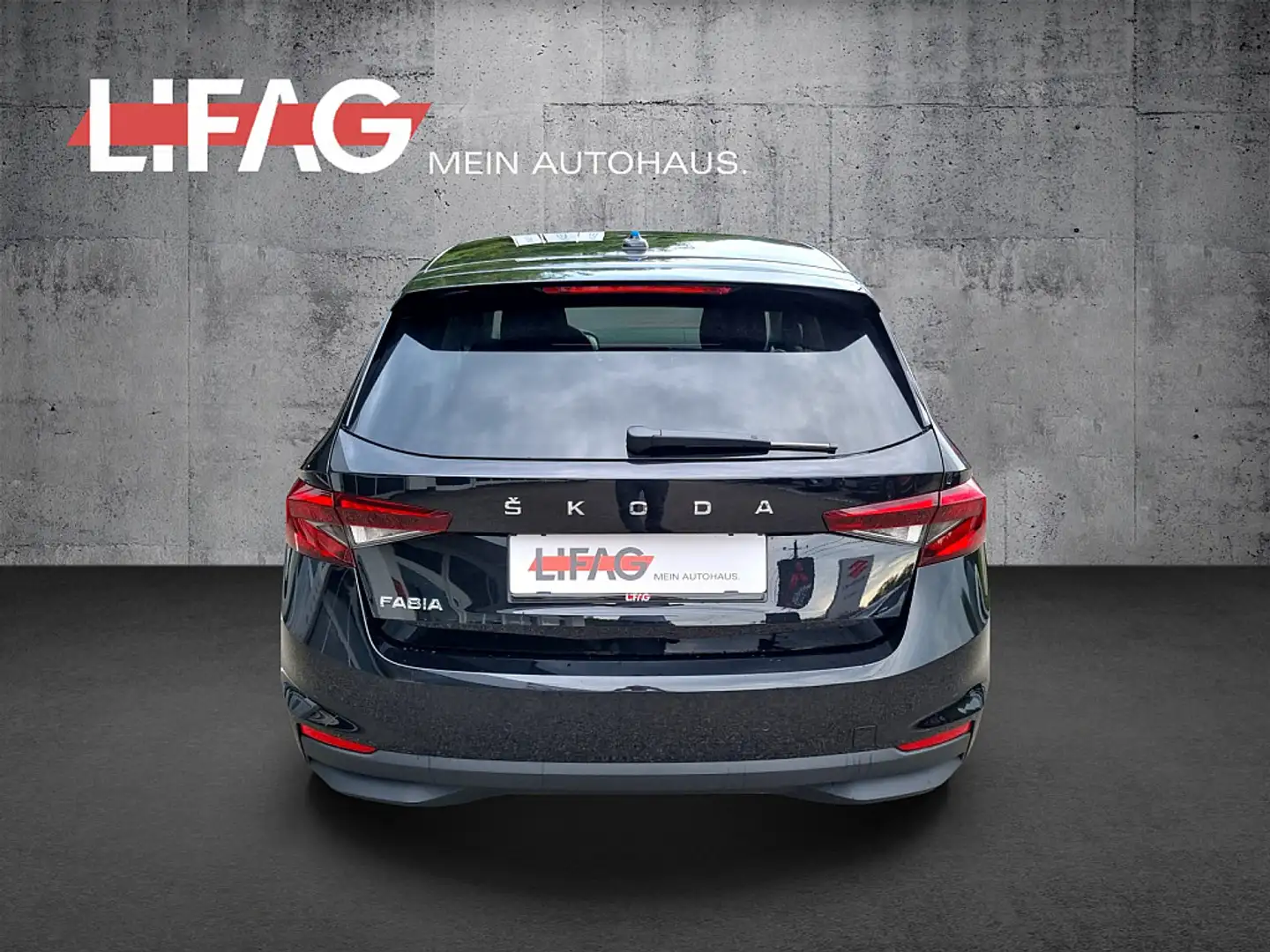 Vehicle image, number 5
