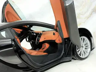 Vehicle image thumbnail, number 32