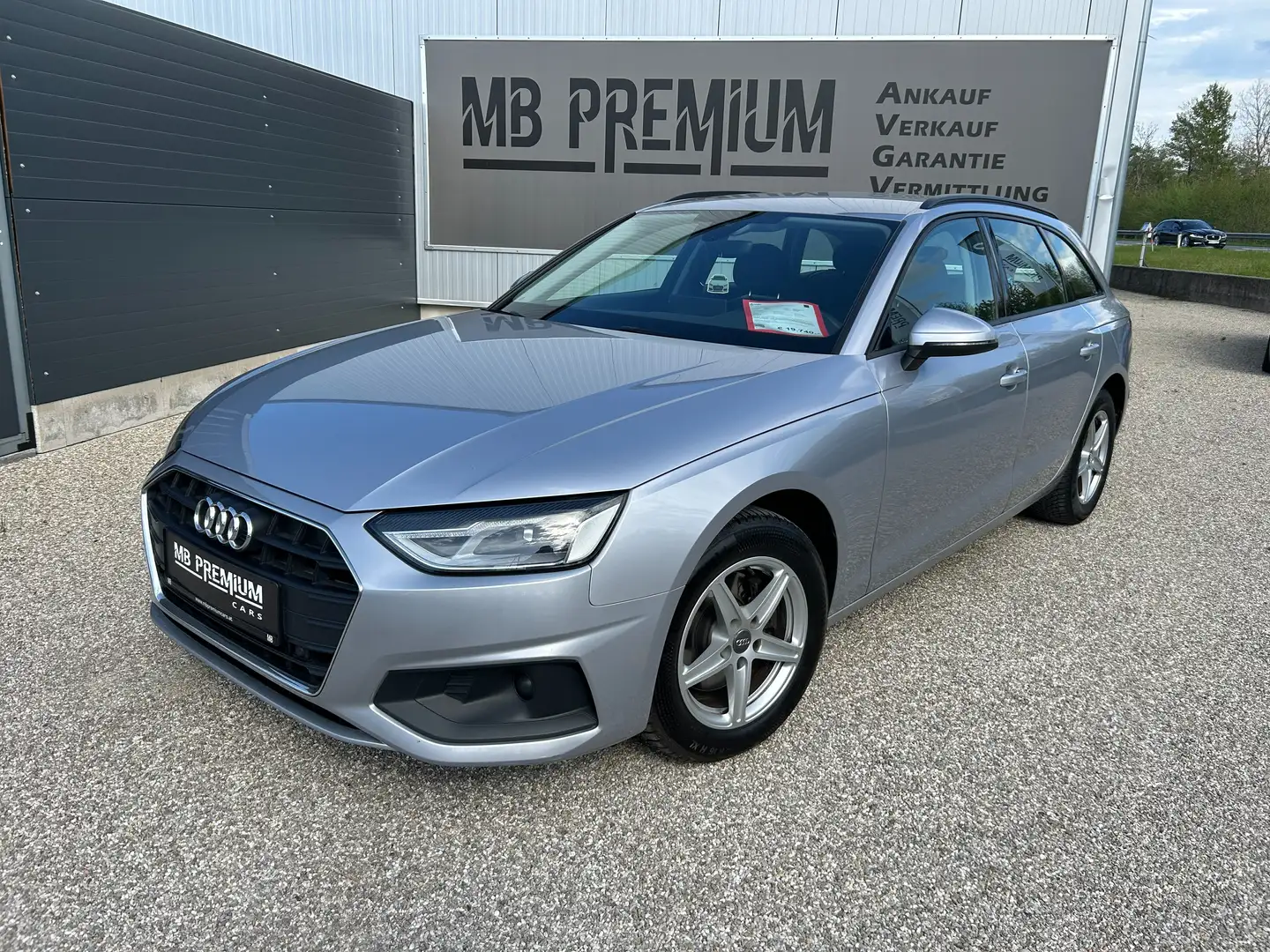 Vehicle image, number 2