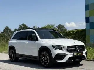Vehicle image thumbnail, number 8