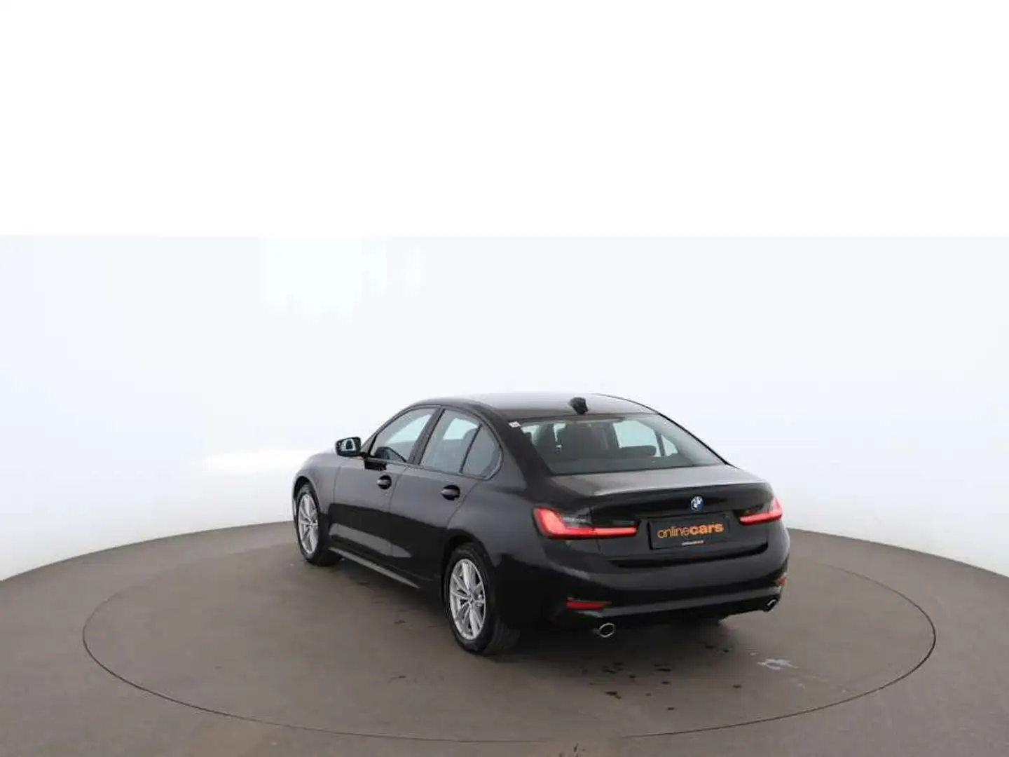 Vehicle image, number 4