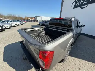 Vehicle image thumbnail, number 8