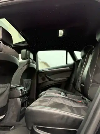 Vehicle image thumbnail, number 16