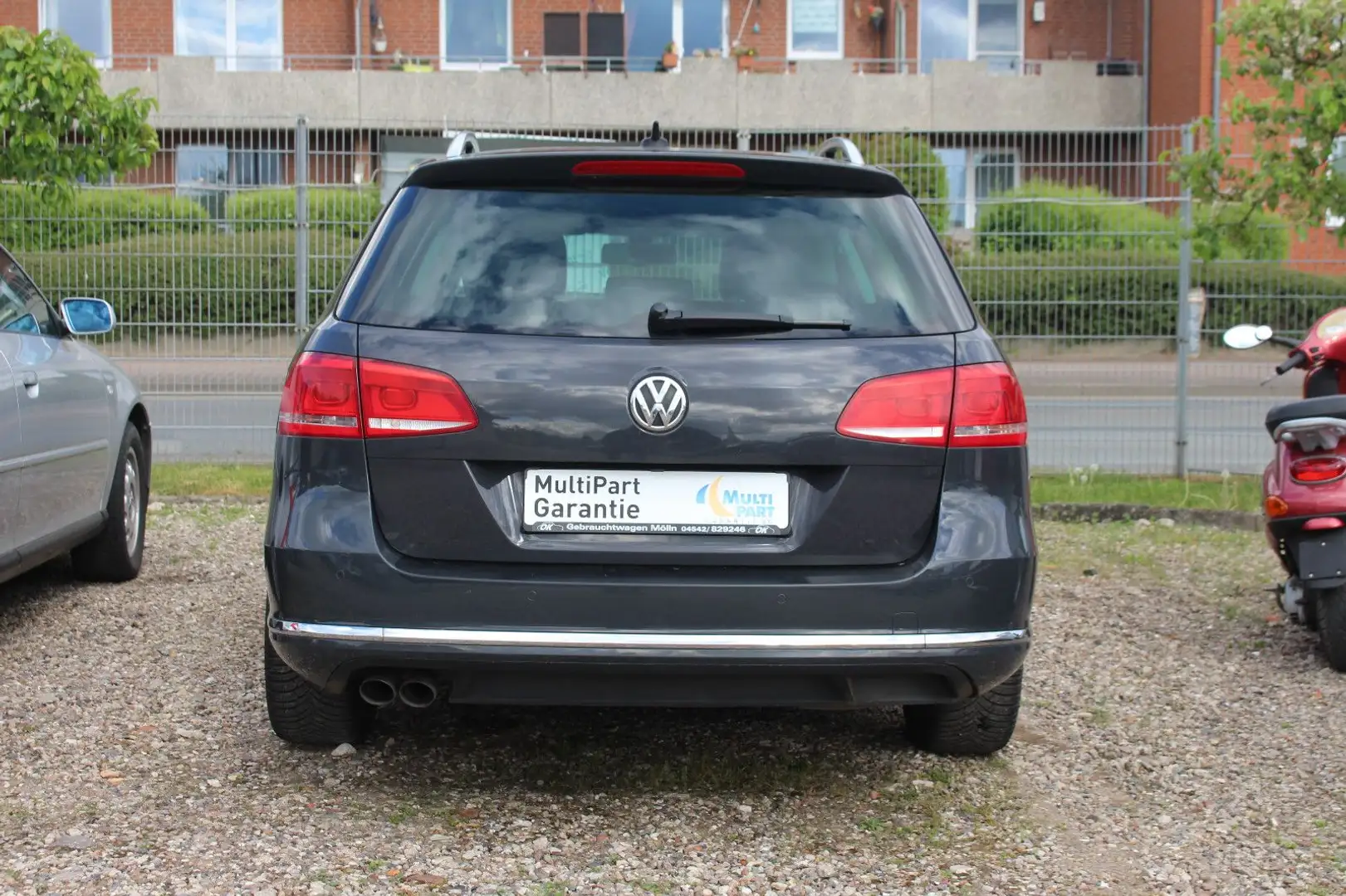 Vehicle image, number 6