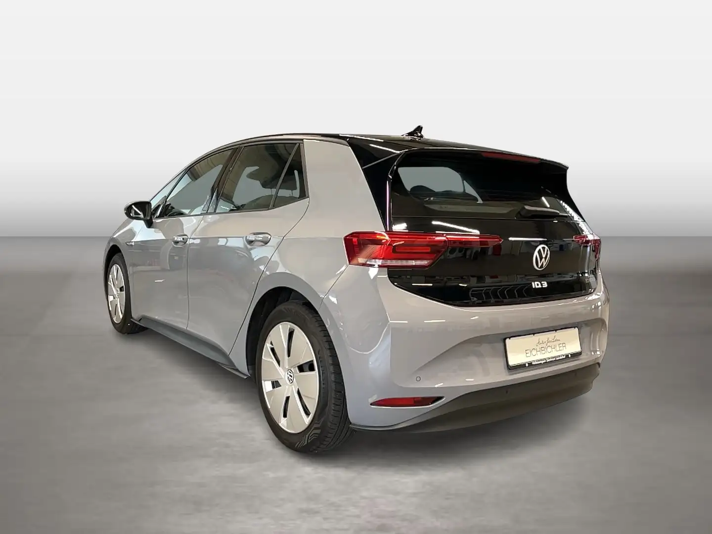 Vehicle image, number 2