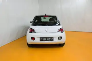 Vehicle image thumbnail, number 3