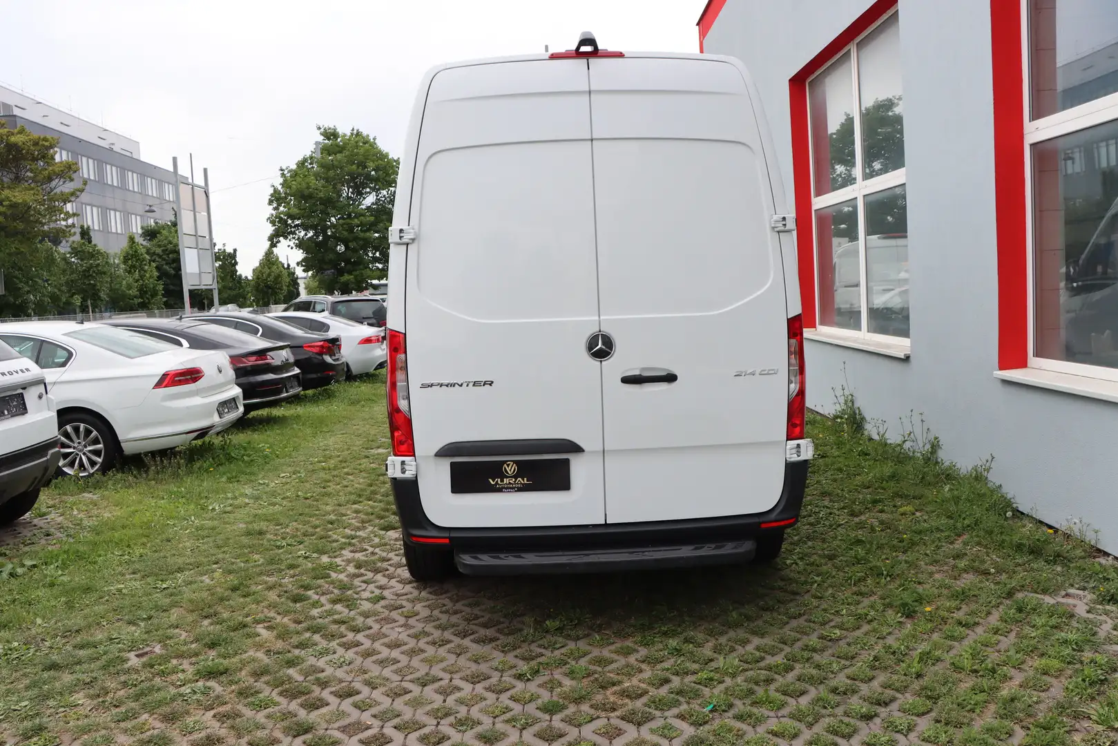 Vehicle image, number 7