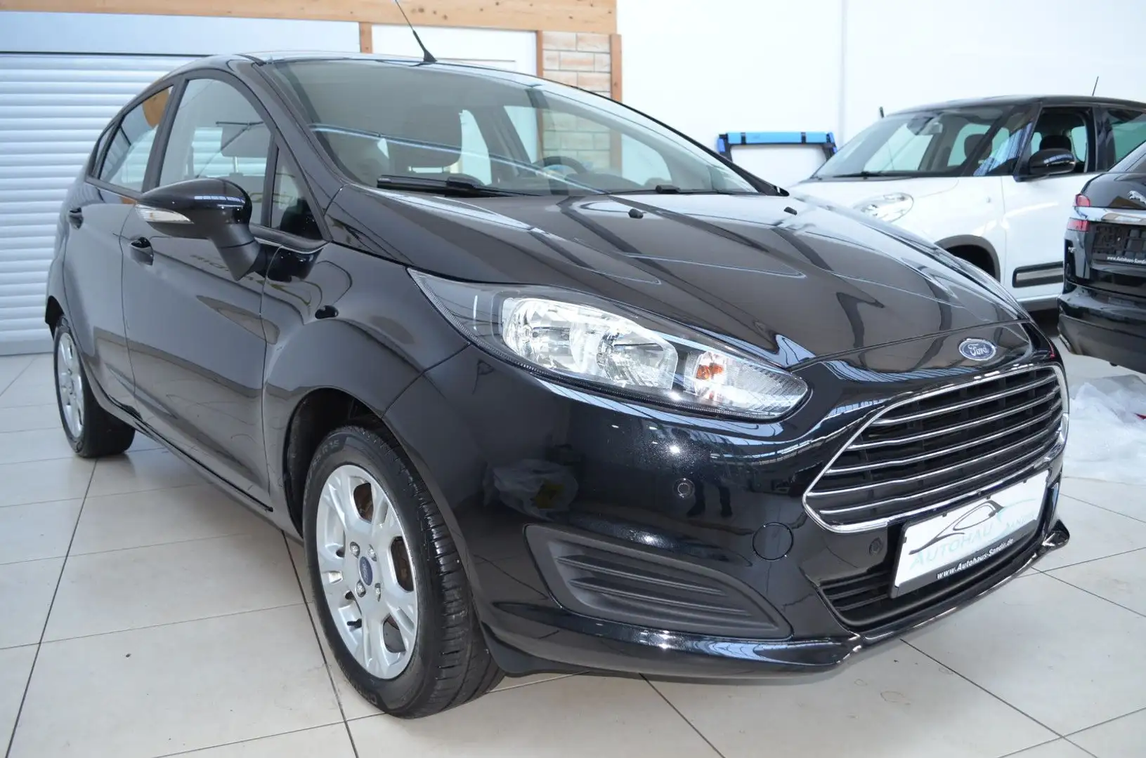 Vehicle image, number 5
