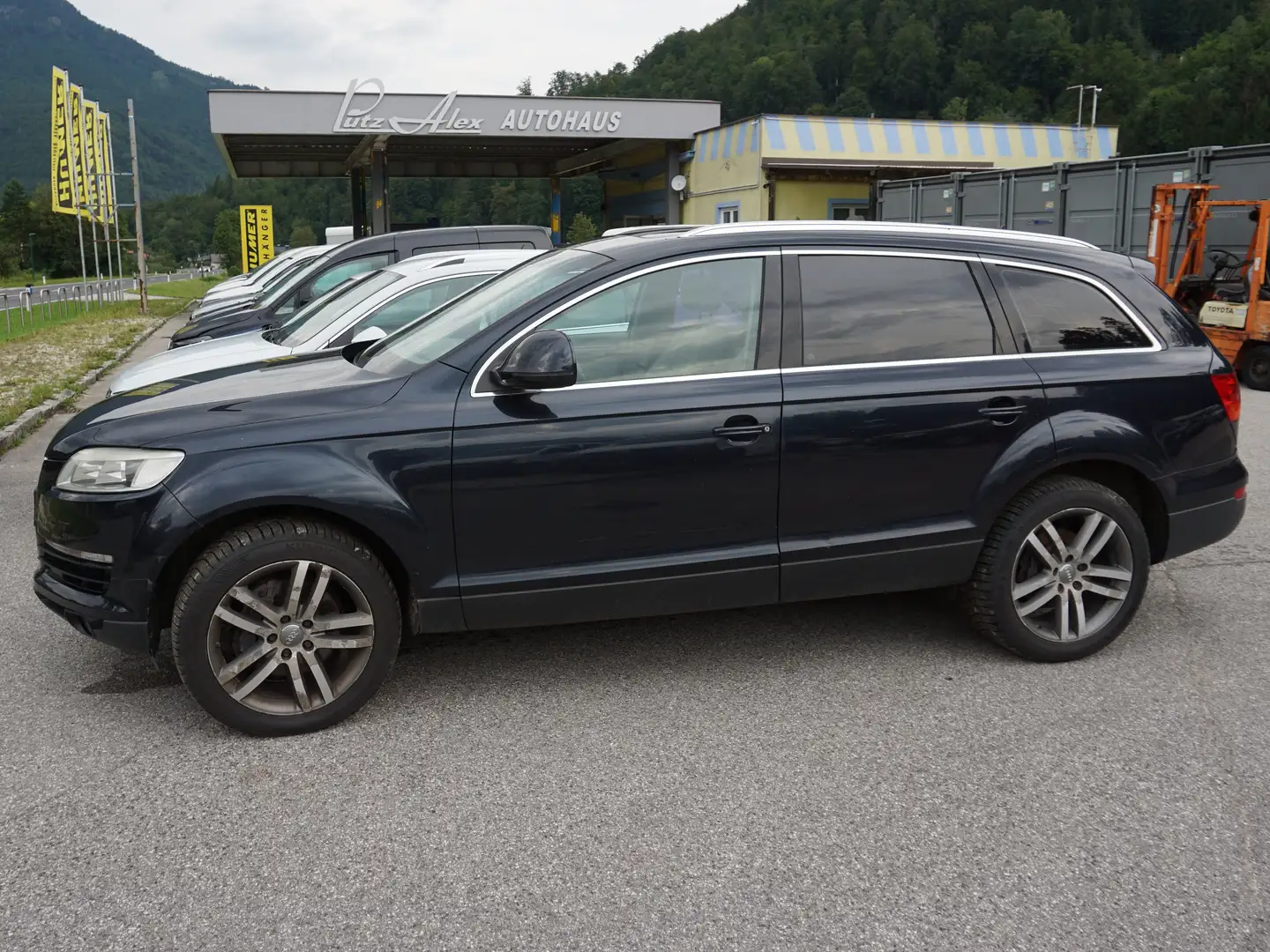Vehicle image, number 2