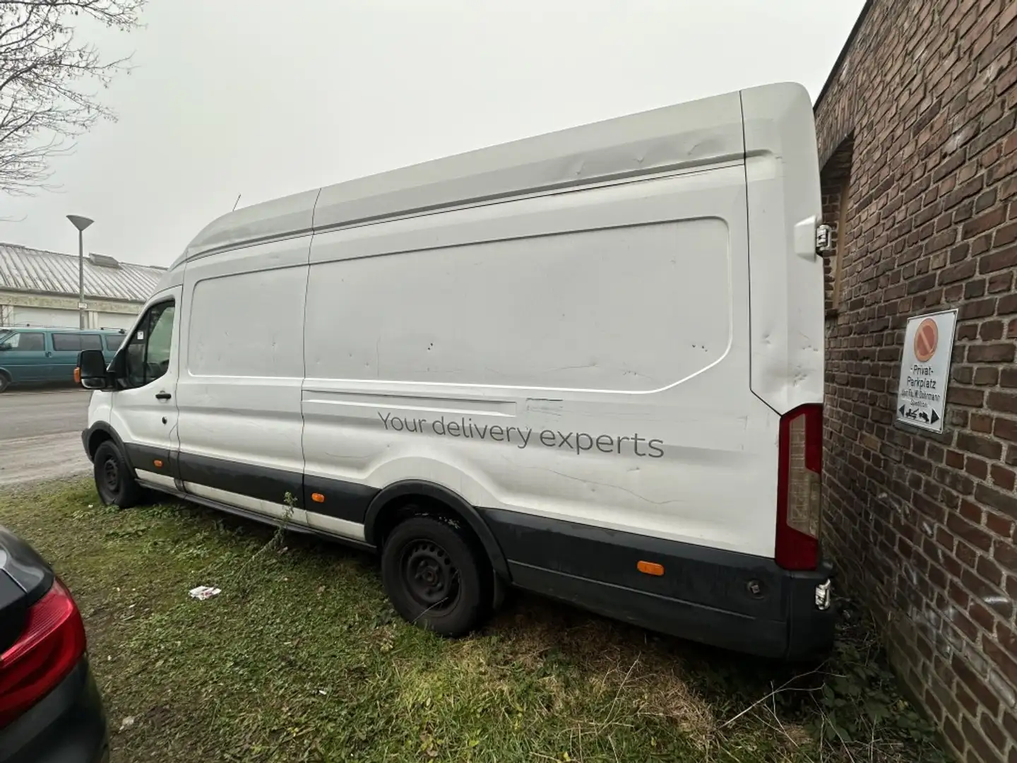 Vehicle image, number 16