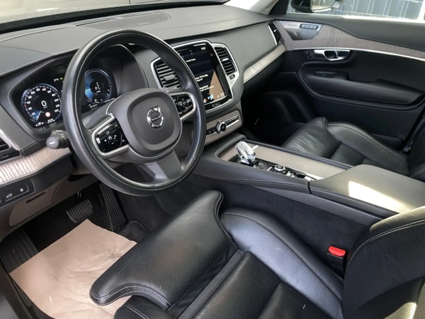 Vehicle image, number 14