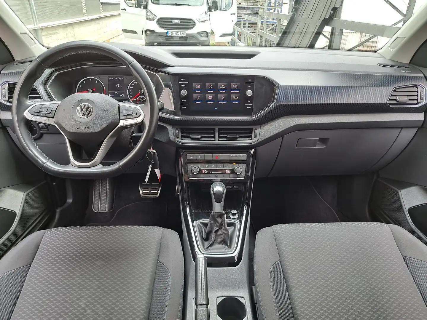 Vehicle image, number 15
