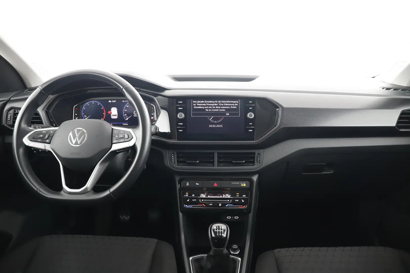 Vehicle image, number 9