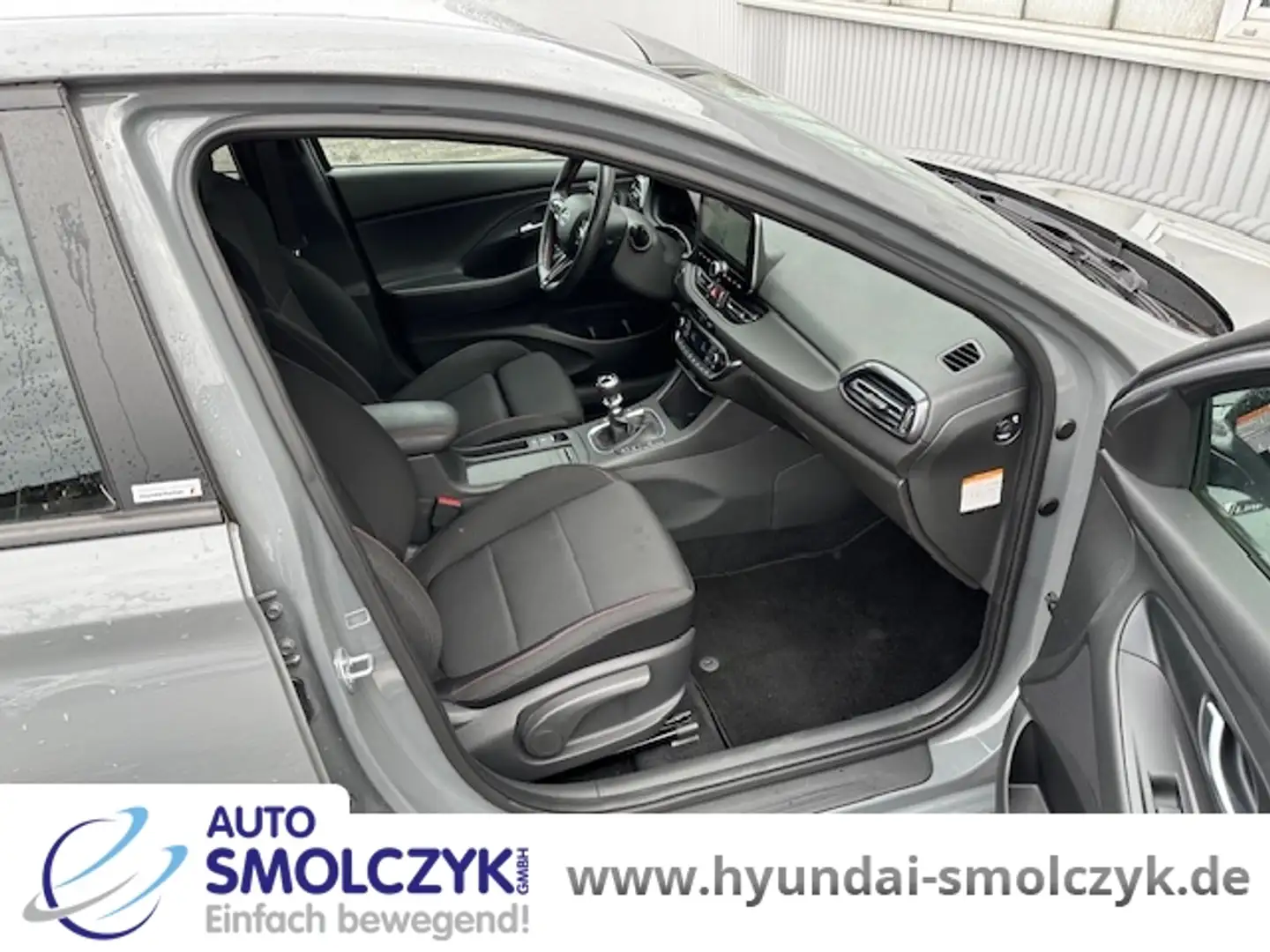 Vehicle image, number 9