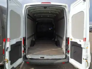 Vehicle image thumbnail, number 6