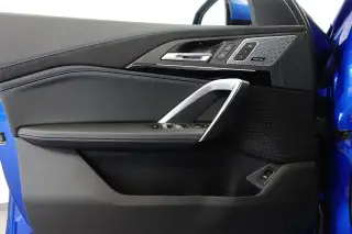 Vehicle image thumbnail, number 12