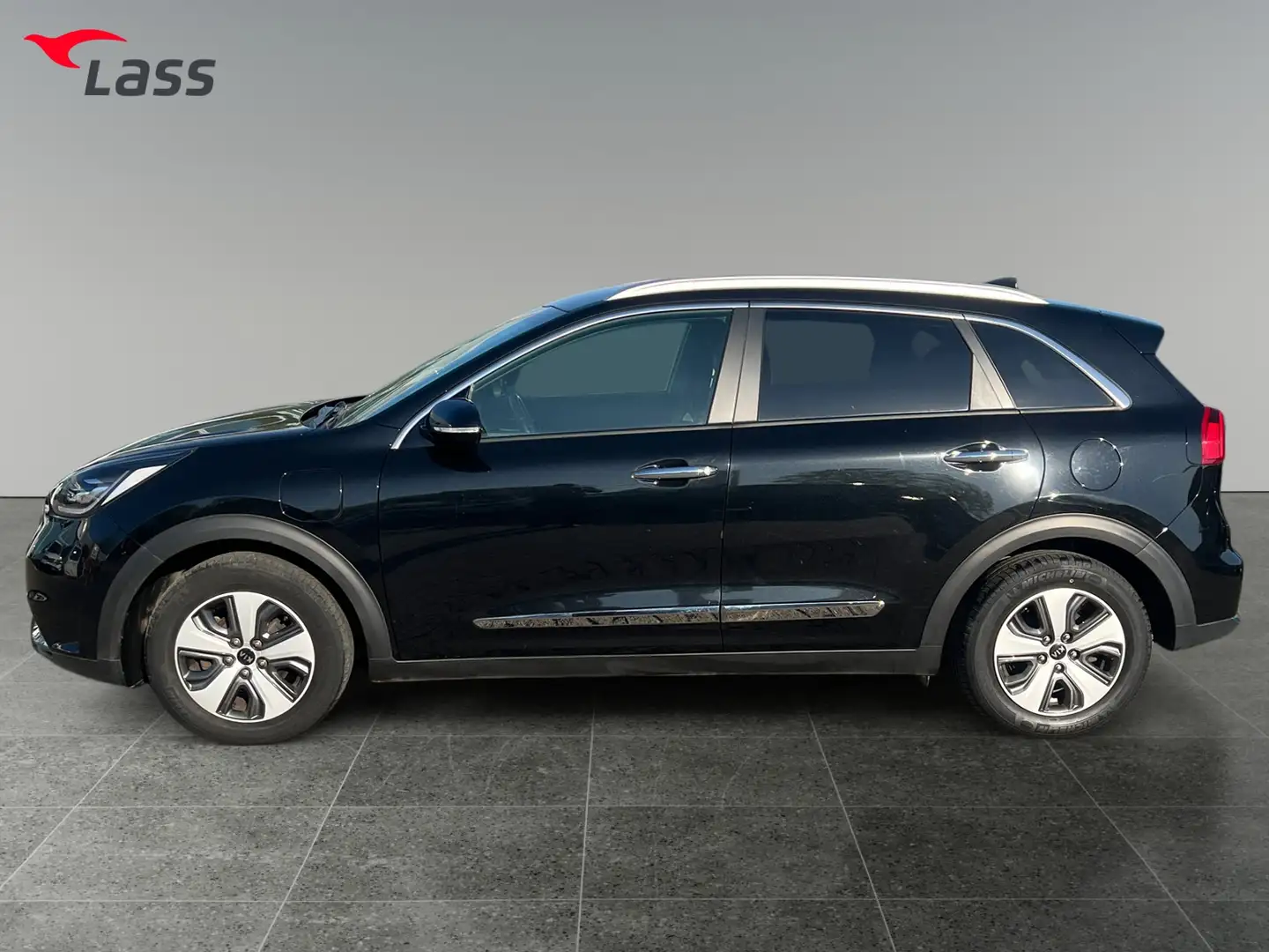 Vehicle image, number 3