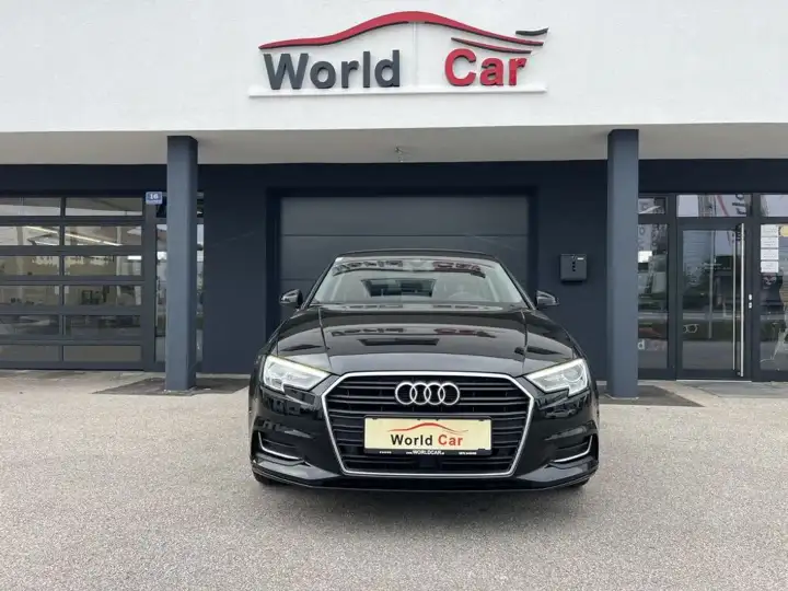 Additional image of the vehicle