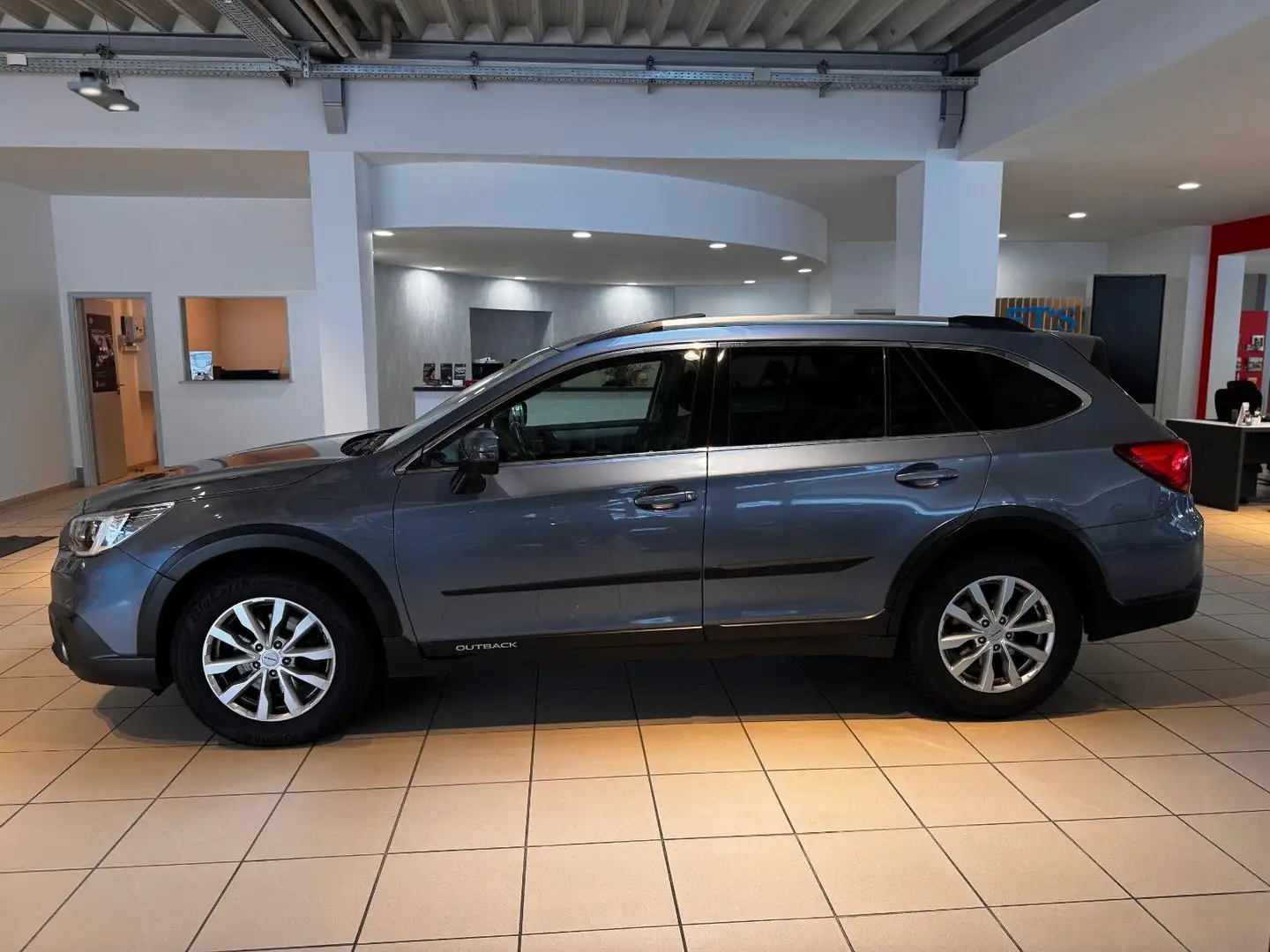 Vehicle image, number 3
